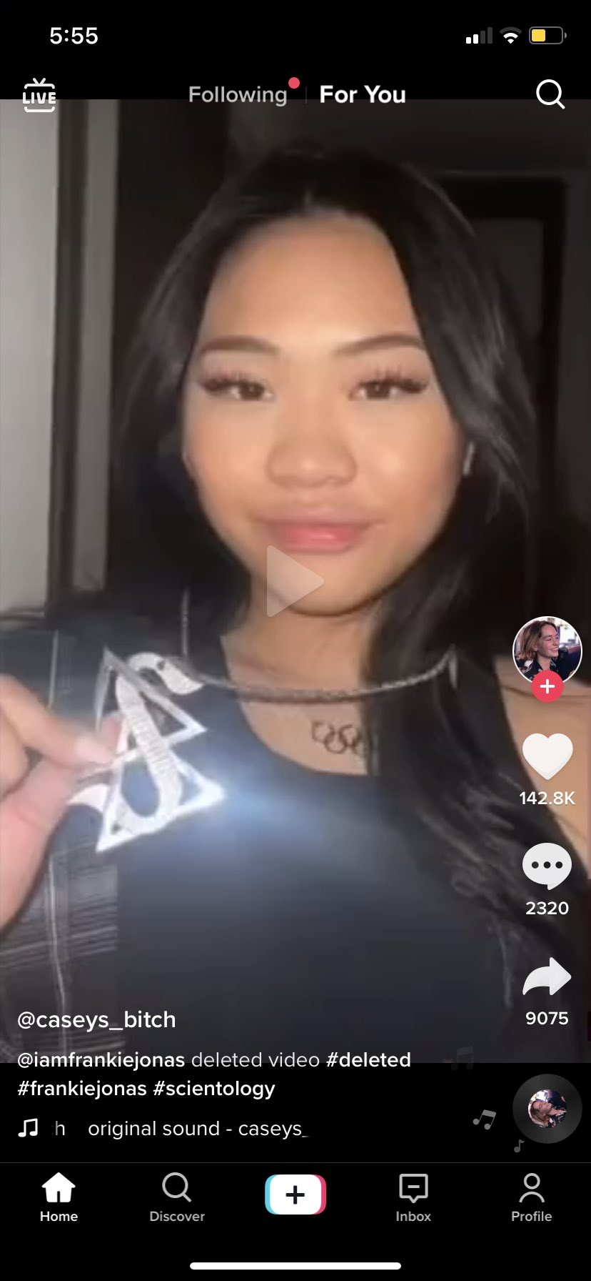 Jamie On Twitter Someone Tricked A Bunch Of Influencers Into Posing With A Scientology Necklace And Https T Co Yklirwhqre Twitter