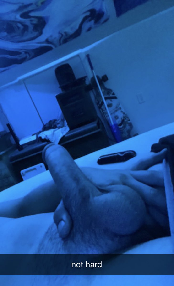 HotmenSubby's tweet photo. This hot stoner couldn’t get fully hard, yet he’s so hot https://t.co/voXjTIc2MI