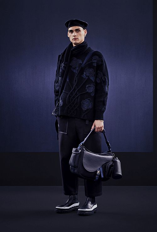 345_momochi's tweet photo. Dior x Sacai Collaboration Capsule Collection to be released on November
📎https://t.co/fc9TYxsOn4
Imagine Seichan wearing these for Men's Non-no November issue. 😭💜
#横浜流星
#DIOR
#SACAI
#DIORxSACAI https://t.co/115lRYfxPt