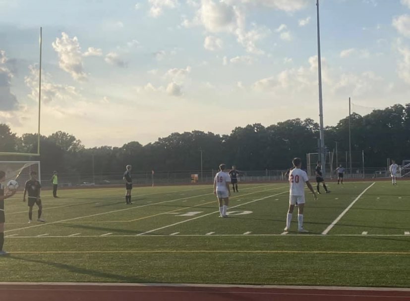 dog_hc's tweet photo. Varsity boys soccer beat GM with a score of 4-2!! So proud of these huskies!! 🧡🖤⚽️ https://t.co/rLFyuk2Gox