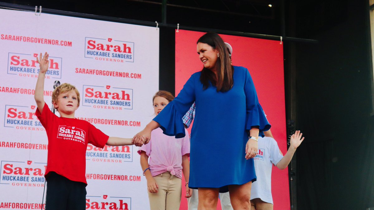 SarahHuckabee's tweet photo. Blown away by the grassroots support across Arkansas. I will ALWAYS defend your freedom and stand for what is right — not what is politically correct or convenient. So thankful for all the folks who came out today in Conway, Russellville, and Fort Smith!#ARFreedomTour #ARpx https://t.co/k6qaM2smQ9