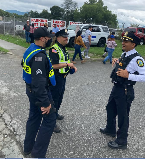 newburgh_of's tweet photo. Commissioner Gomerez with Officers at the recent Rodeo Event. https://t.co/m3YSohv7S1