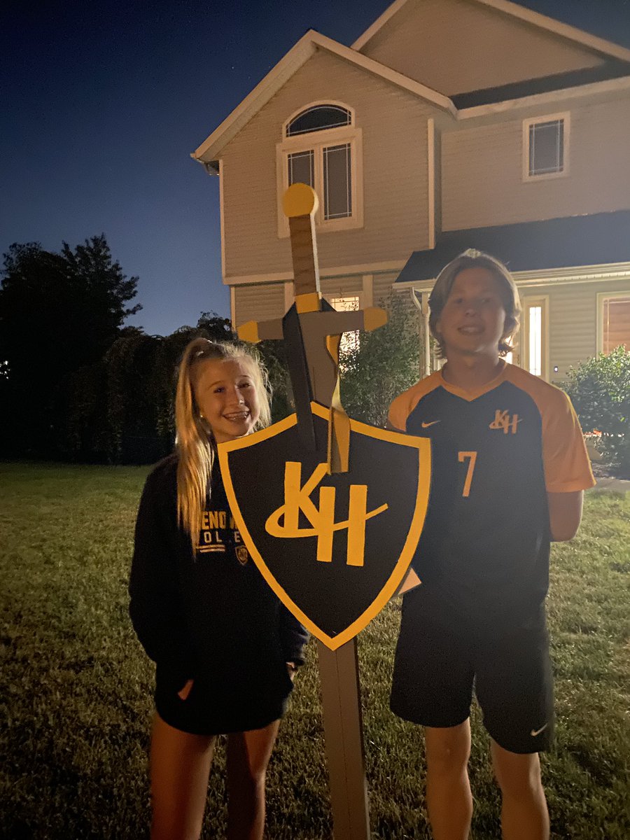 Delia Bush tweet media