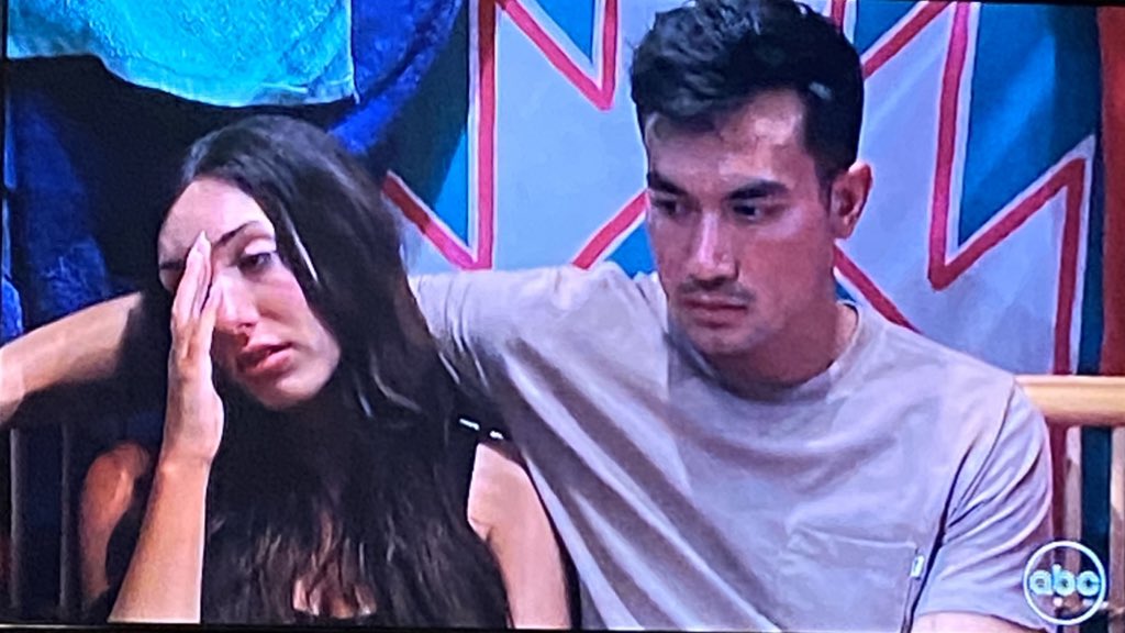 TheLexTalk's tweet photo. When he asks you to leave before you hit 70k followers #BachelorInParadise #bachelorinparadiseabc https://t.co/mddgy9XTEo