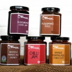 Reminder! Tues and Weds customers you have until tomorrow (Thurs) midday to add to your order for next week. Add <a href="/justpreserves/">Simon Ellis</a> ploughman's pickle or chilli jam as a special treat 🌶️🥒 buff.ly/3gNbkOe #supportlocal #shoplocal