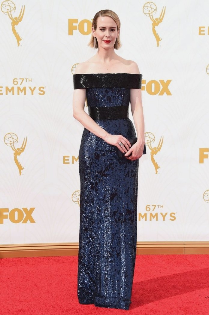 BVLLCKS's tweet photo. this or that
sarah paulson is coming https://t.co/6zSRIyWdD2