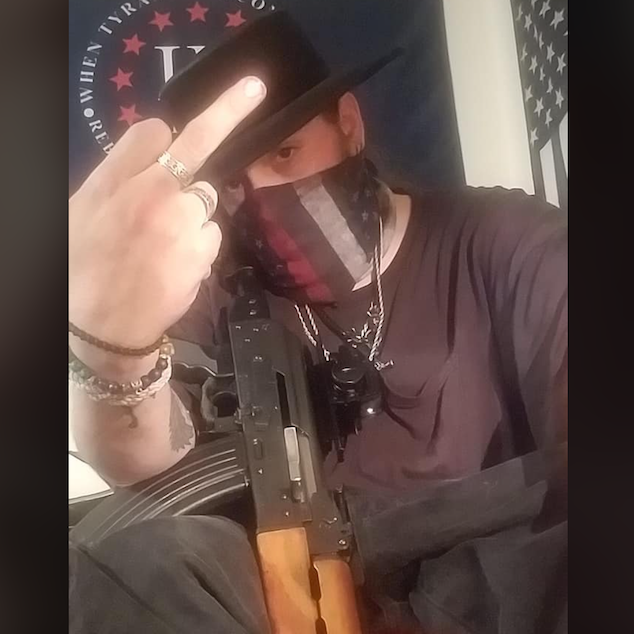 MikeTango22202's tweet photo. @shannonrwatts This is the guy, which makes me feel even better about his little mishap.https://t.co/luMYtbJcl0 https://t.co/YcZST5jVyw