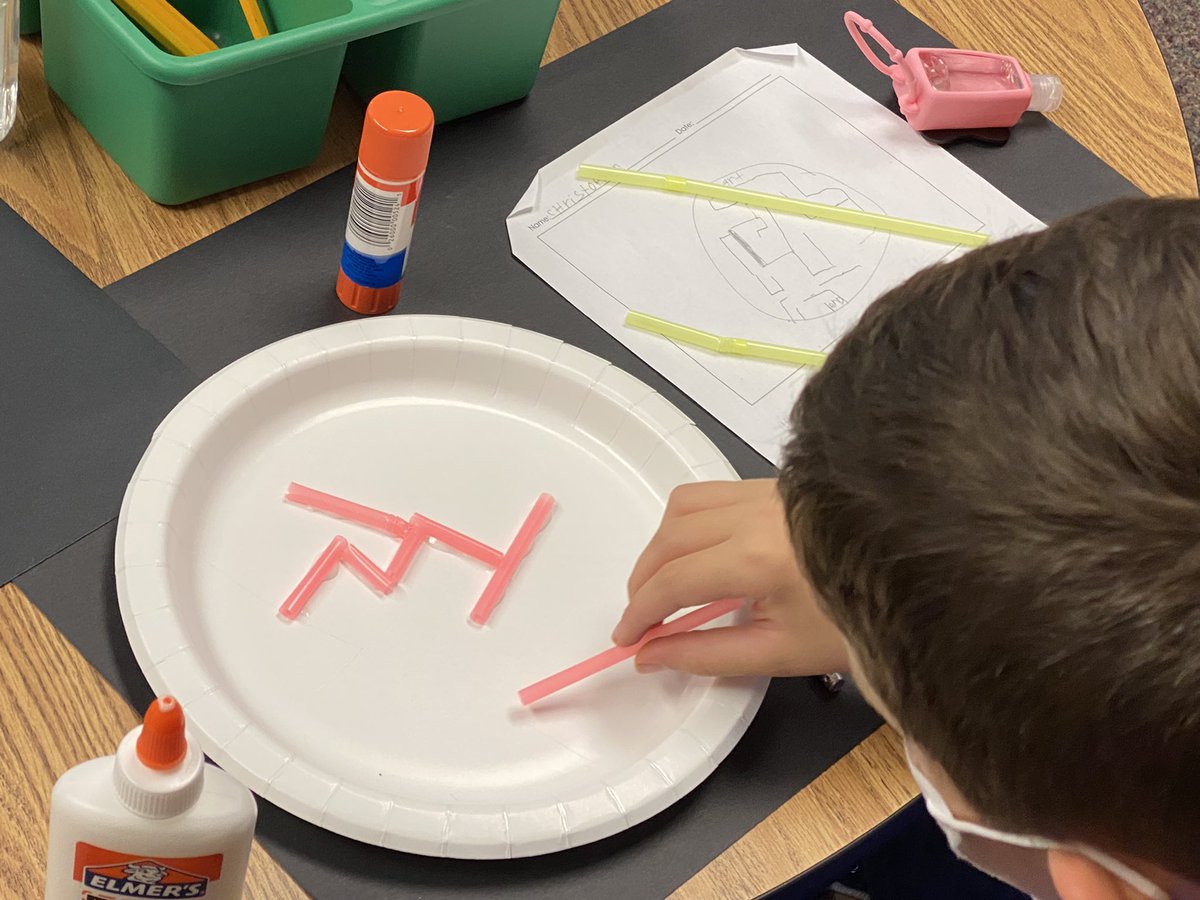 abctec's tweet image. #3rdgraders designing marble mazes.  Imagined, planned, creating. #makers