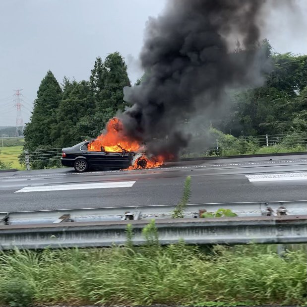 東北道の事故 車両火災などによる渋滞 通行止情報 ニュースフラッシュ