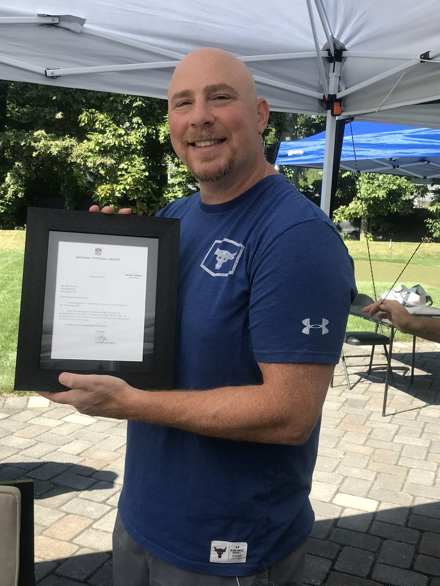 EdWeiss3's tweet image. Thanks @nflcommish for acknowledging 30 years of service by fellow commissioner Rob Reiber as the Parsippany FFL kicks off our 36th season. @MatthewBerryTMR