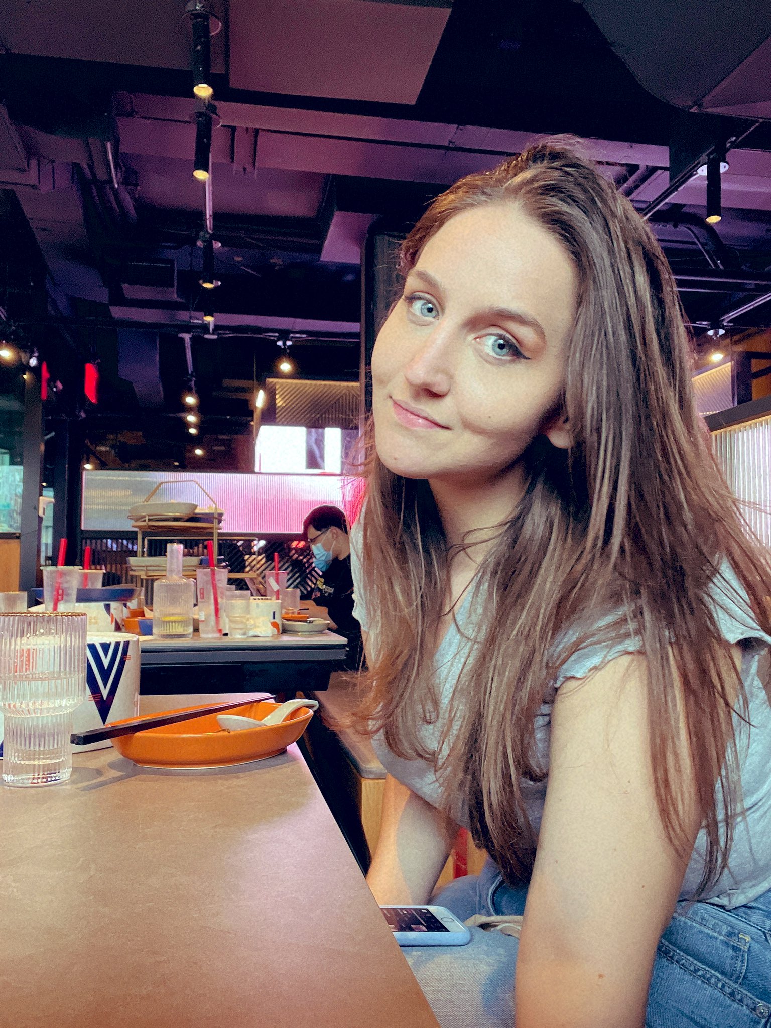 Ellesquishy on X: hot pot hot pot hot pot t.coSHA6INO0X5  X