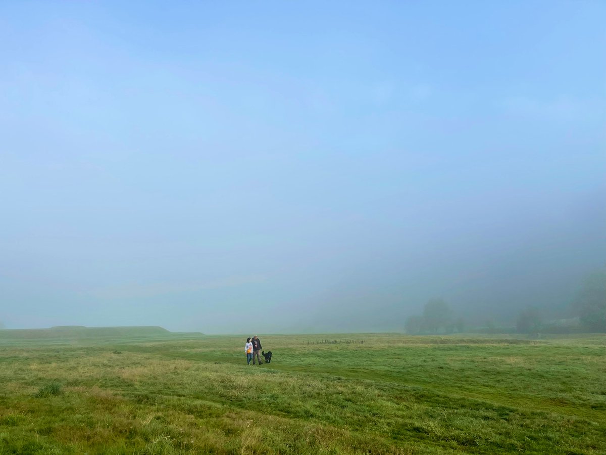 Jason_R_Wagner's tweet photo. #Striling looks like the inside of my head this morning! And someone stole @stirlingcastle 😱 #foggy https://t.co/1jat9I0Se1