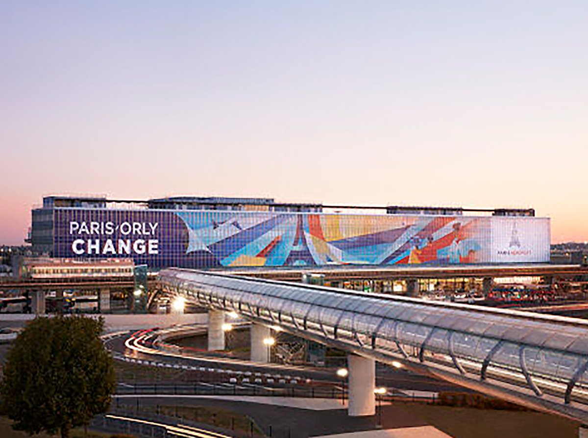 Paris-Orly airport is protecting passengers by choosing Coversafe adhesive antimicrobial film for 2,700 luggage trolleys. Coversafe is effective against the SARS-CoV-2 virus and other diseases. Read more in this article:

ow.ly/EYBV102VgNt