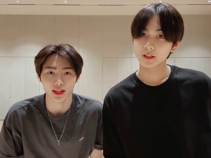 จิบชาช่วยคลายเหงา แต่ถ้าจีบเรา เธอจะไม่เหงาอีกต่อไป ☕️👍🏻😅🤩❤️‍🩹🆔💯🈯️💥

# คำคมคนไม่โสด # คำคมคนเหงา # คำคมวัยรุ่น # วัยรุ่นเมโสโปเตเมีย # วัยรุ่นเรกิ