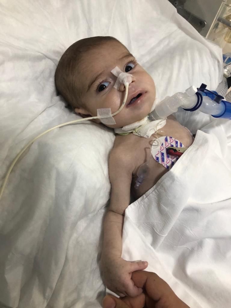 Hazar,
4 aylık minik bedeniyle enfeksiyonlarla, SMA ile mücadele ediyor. Yoğun bakıma girdi çıktı. 
Kampanyası %3’te

Haydi Ahbaplar!
Hazar’a destek olalım.💚

Vakıfbank
Alıcı: Melike Aslan 
TR86 0001 5001 5800 7313 6236 97
Swift: TVBATR2AFE