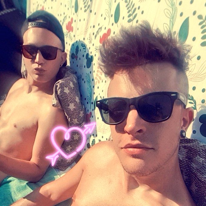 Sunny days????? #VacationFrancegay 
@purelygayporn @HotAmateurBoys @boyzspace @DailyGayGuys4U @LucasFCDK