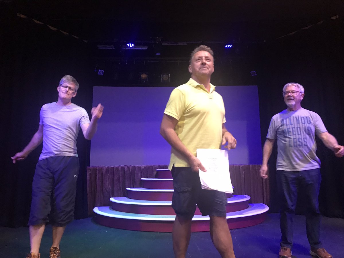 BATS_bu's tweet photo. If you’ve got it, flaunt it! Showstoppers rehearsals in full flow. Book you tickets online now. Show on for three night starting September 30th
https://t.co/WBR1yxoLuw  @TryBooking https://t.co/MQq8V4lg9I