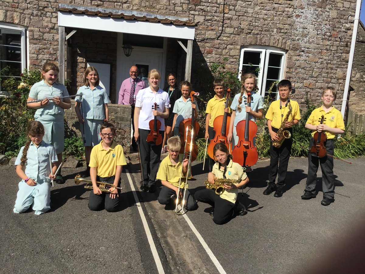The school orchestra met for the first time today &amp; began working on a fabulous Hornpipe, made even more exciting as we opened the doors to our new music school this week. Exciting Times 🎼
#Orchestra #Musicians #Music #thedownspreparatoryschool #Explore #Express #Excel  #bristol