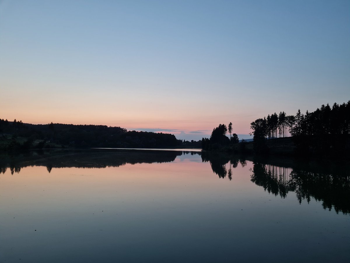 #frystackaprehrada #Fryšták #Czechia #Zlínskýkraj #reflection #lake #water #dawn #sunset #dam #tree #landscape #composure #evening #nature #dusk #sky #placid #outdoors #mirror #pool #travel #traveling #visiting #instatravel #instago #fall #bike #biketrip #mtb