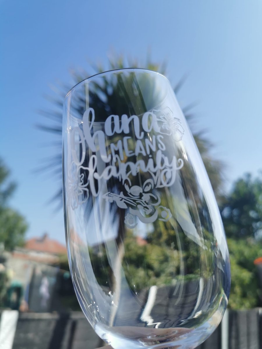 EtchedbyEmma's tweet photo. NEW GLASS: Stitch Inspired Hand Etched Glass.

Available on Wine/Gin/Pint/Whiskey Glass plus many more. Also available on Slate Coaster set.

ETSY LINK ⬇️
https://t.co/FtGWt9TqSQ

FACEBOOK PAGE ⬇️
https://t.co/Cq4eN9I8f5

#LiloAndStitch #OhanaMeansFamiy https://t.co/07YbCRn02F