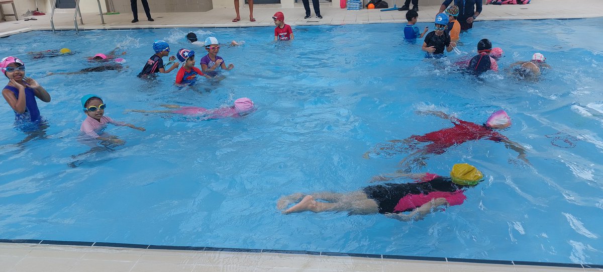VallarieAjish's tweet photo. It was our #firstswimming lesson and tge students of #Kg2EBuddingBuilders enjoyed thoroughly...@gemsnms_alkhail @NMSKindergarten @MichelleVerghe1 @Susanna_Porob @AdidevArchana https://t.co/1PJBRJD7oP