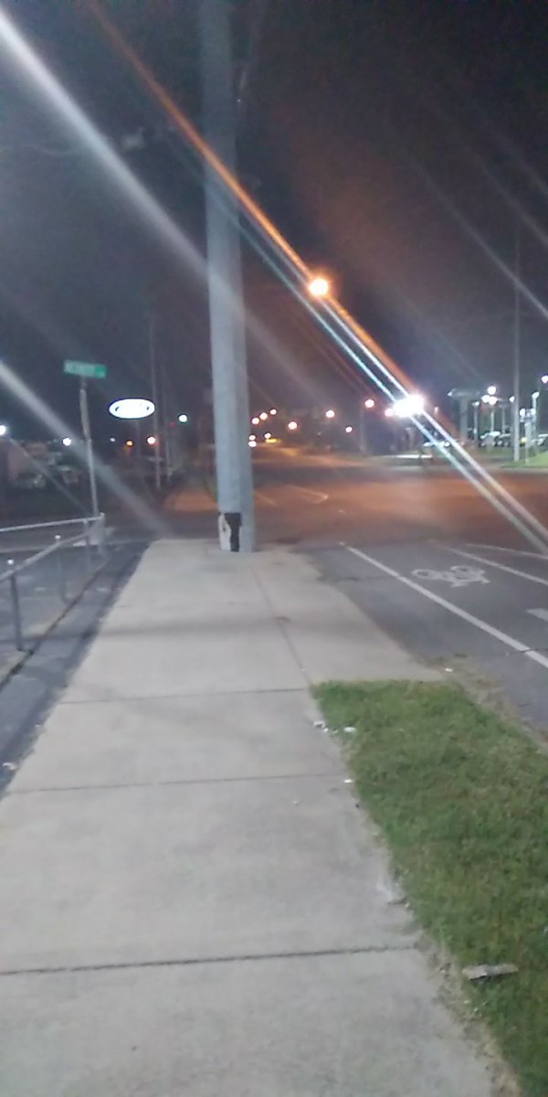 NicholasBattl20's tweet photo. Jackin off Gallatin Pike https://t.co/Mo9sMKLCw9