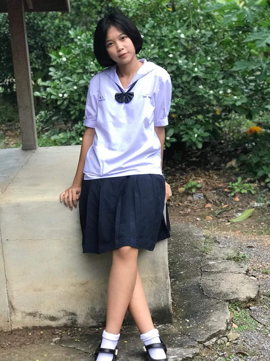 xxx18244387391's tweet photo. มีใครอยากเย็ดนักเรียน👚👙คาเครื่องแบบกันบ้างไหมเอ่ย 💦☝️ https://t.co/u7TWZHoayv