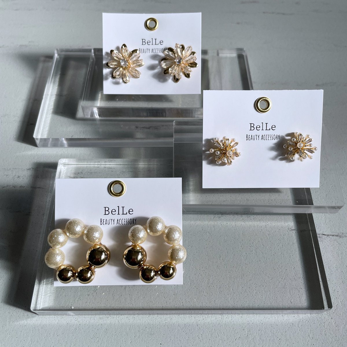 accessory_belle's tweet photo. ちょこっとワンポイントピアス
パール×クリア×ゴールド
組み合わせ最強♥

 #ワンポイントピアス
#トレンドファッション #大人可愛い https://t.co/nmMeWgiQcF