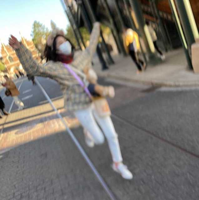 .
余談なんですけど、これ撮ってもらってる時周りの人にめっちゃみられてました