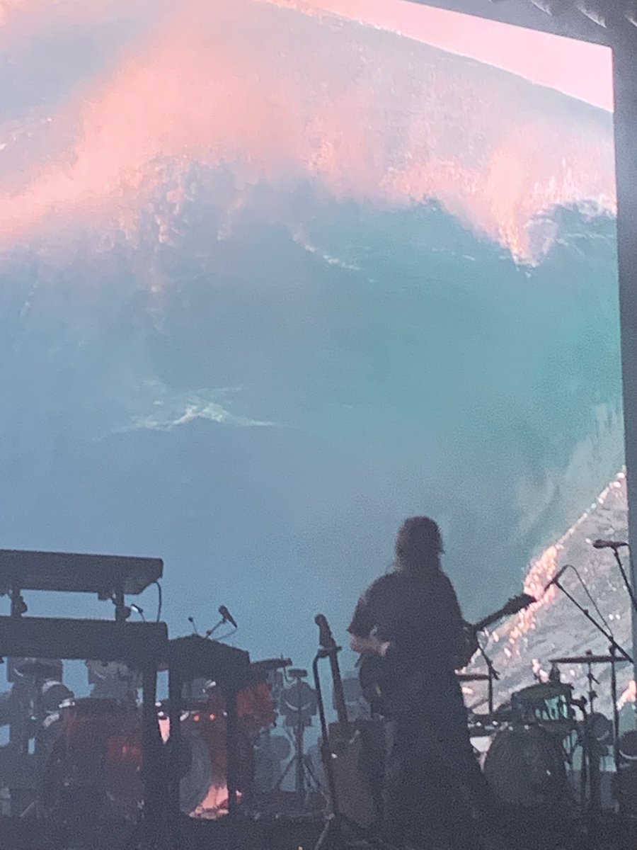scott02606211's tweet photo. Thanks @tameimpala for an amazing night can wait for you to come back https://t.co/Z1Qt3IpYcb