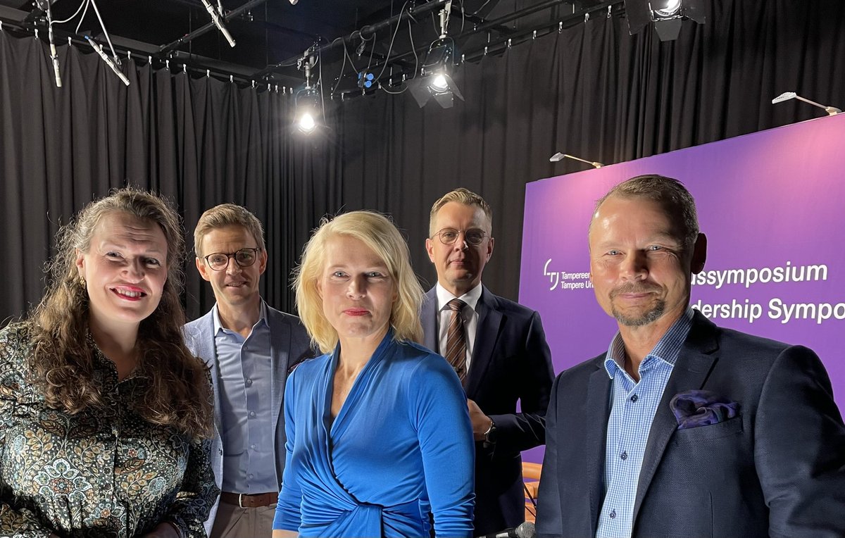 Valmiina #johtajuussymposium’in keskusteluun! Aloitamme päivän puhumalla asiakkuuskokemuksen johtamisesta. Liity seuraamme virtuaalisesti, olemme linjoilla klo 10 asti. aamulehti.fi/uutiset/art-20…