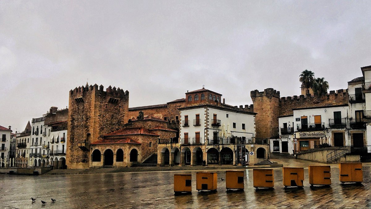 Acho qué suerte tenemos.
💚🤍🖤

#DiadeExtremadura #Extremadura