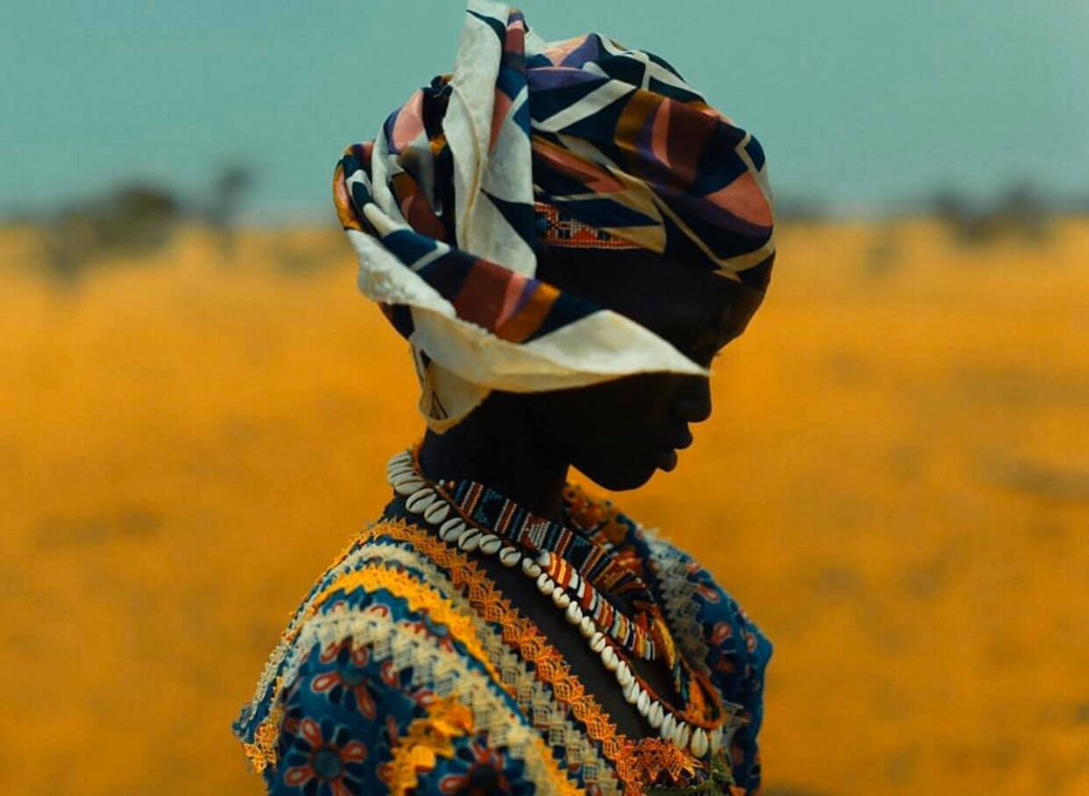 nomoremuses's tweet photo. A young woman from the Fulani tribe in Niger.
Artist | @jeremysnell
Curator @munllonch
#art #photorepost
#fotoreportage
#niger #fulanitribe #empoweringwomen #nomoremuses #coachabilityfoundation https://t.co/RhLH3GI0Ij