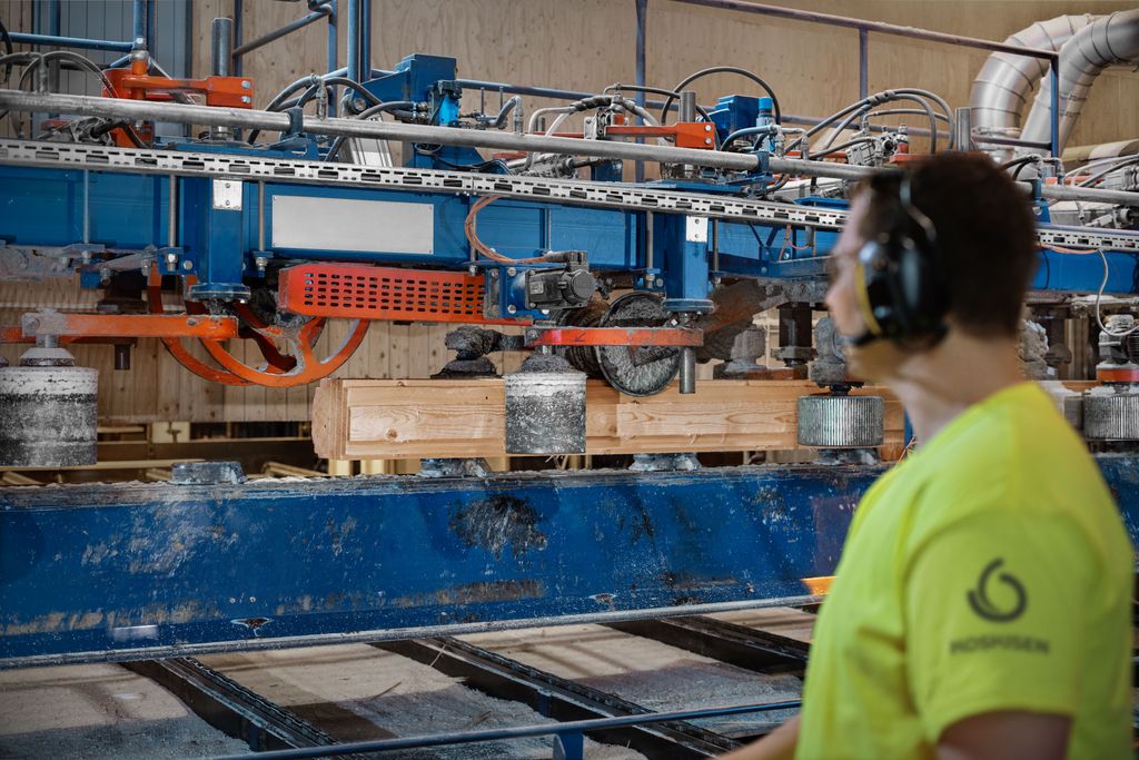 #Safety is optimal in our operations. Our goal is zero work accidents, combined with continuous risk assessments.

Our safety measures are in place to protect and our employees well-being, as well as to continue producing high quality sustainable #woodproducts.