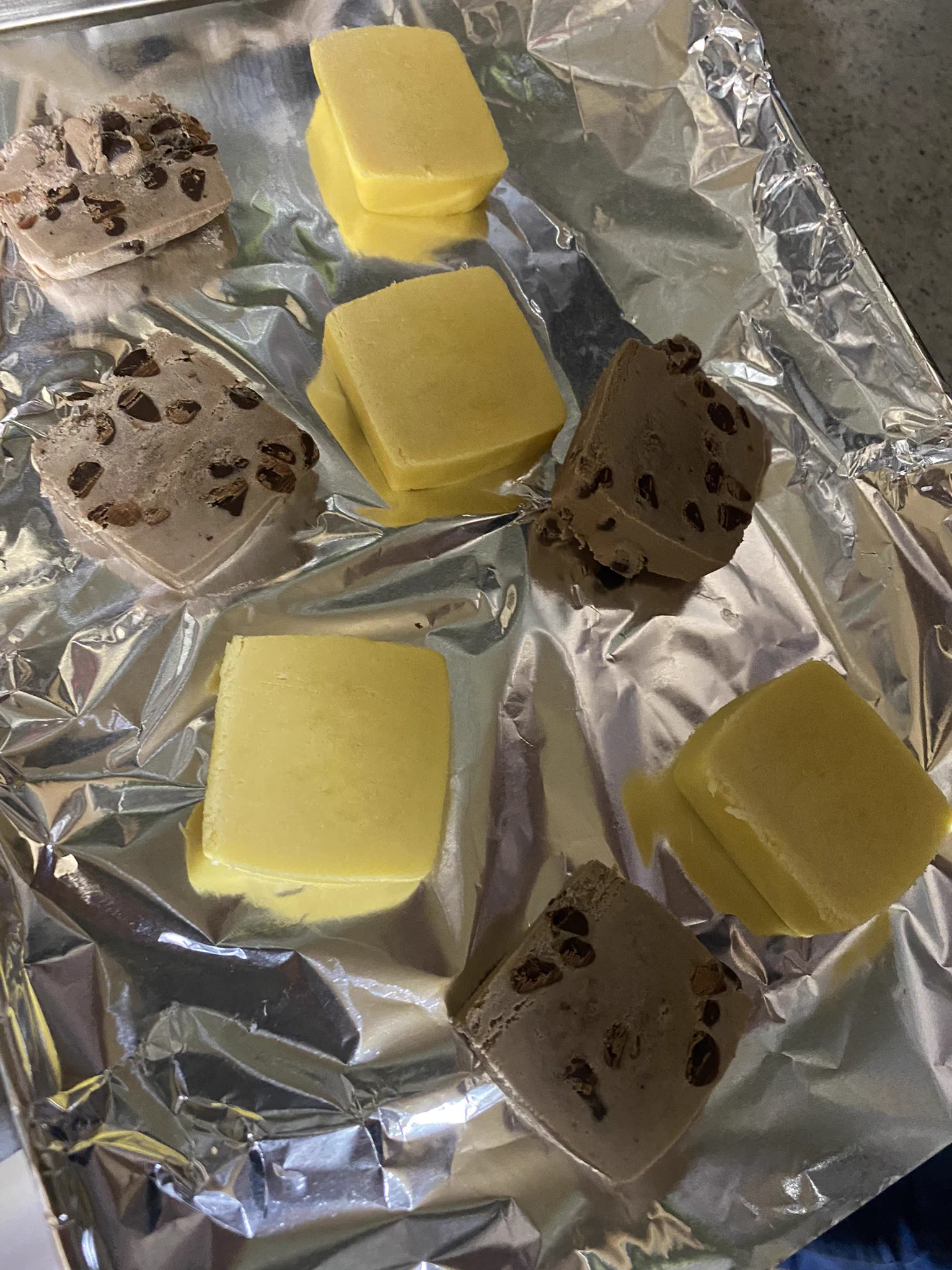 手間が全然かからない！？切って焼くだけで簡単にクッキーが作れるクッキー生地！
