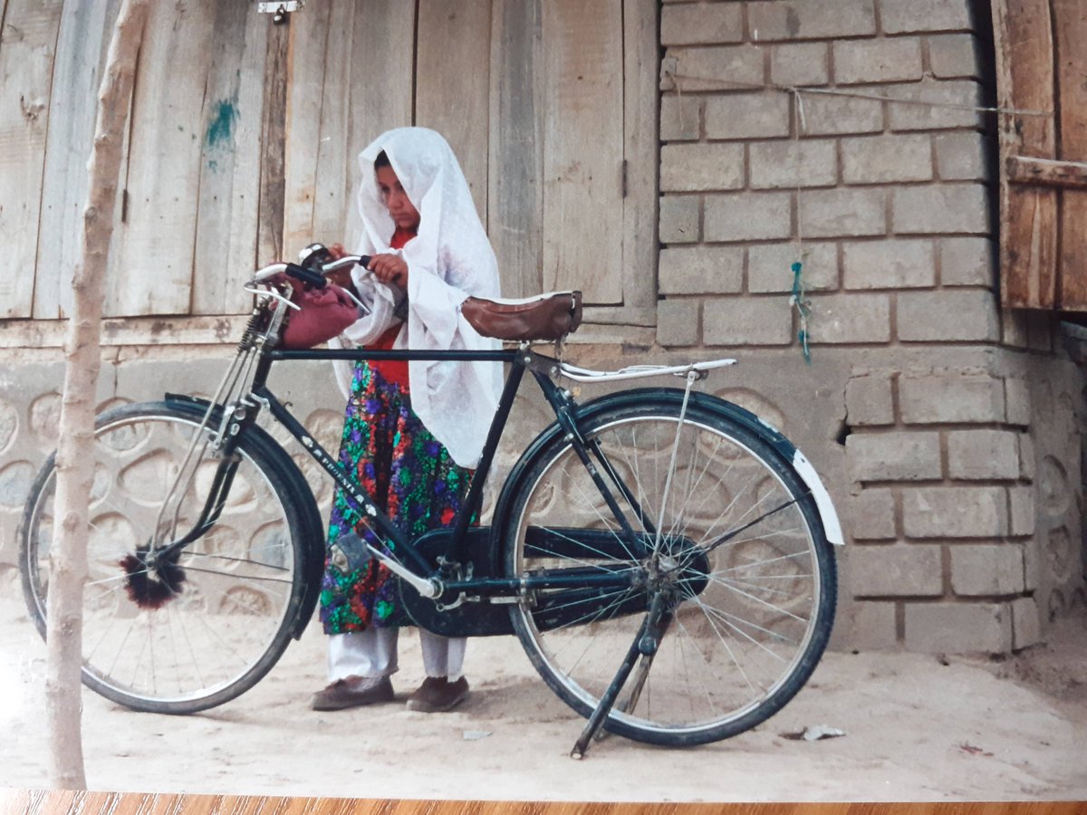 crowinghens's tweet image. What is her future now? We're holding a real Cake and Garage Sale for @afghanaid  #Afghanistan this Sunday in #Frome (DM me for details). If you can't make it in person, you can still buy some virtual cake with a donation here uk.gofundme.com/f/bake-sale-fo…  Thank you so much x