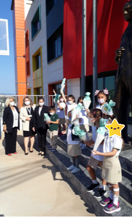 İTÜ ETA Vakfı Doğa Koleji Güzelbahçe kampüsünde 1.Sınıflara Almanya da olduğu gibi "Schultüte" sürprizi 🎉🎉🎉#DogadaAlmanca2021 <a href="/UdoKywall/">Udo Kywall</a> <a href="/EnisEryaman/">Enis Eryaman</a> <a href="/KvancBarlas/">Kıvanç Barlas 🇹🇷</a> <a href="/EmelUstun35/">Emel Üstün</a> <a href="/YKarasinir/">Yalkın Karasinir</a>