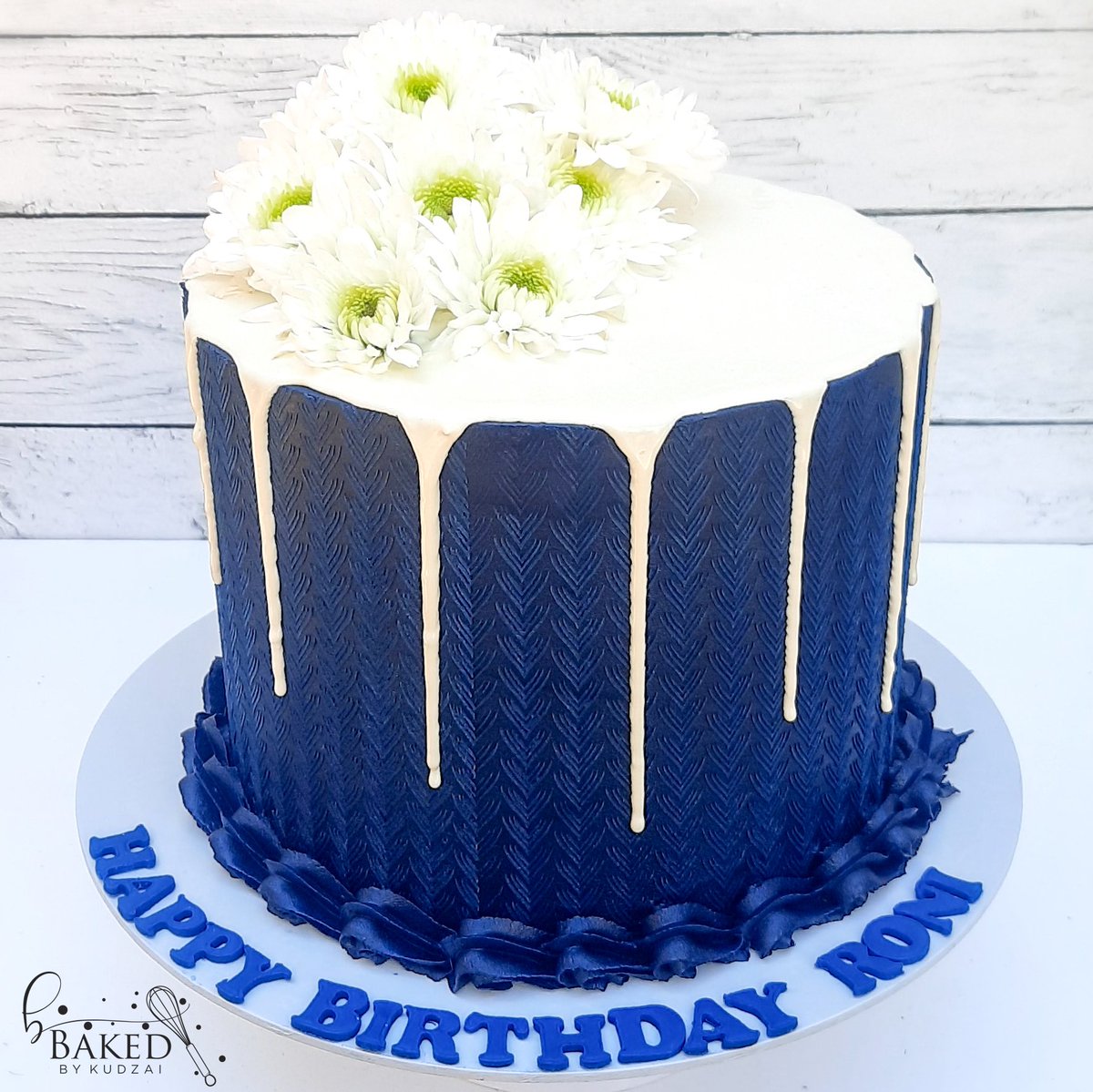 BakedByKudzai's tweet photo. #BakedByKudzai https://t.co/BiI30W6fon