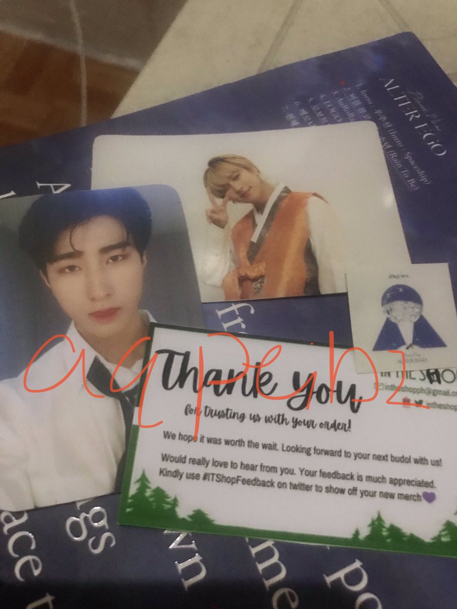 aqpeibz's tweet photo. Akala ko mas malaki ‘to keysa sa last album nila pero same lang pala sila. 😂 Thank you, @intheshopph! Maayos pagkakapack kaya safe ‘yung item. https://t.co/6UAbmLTU1W