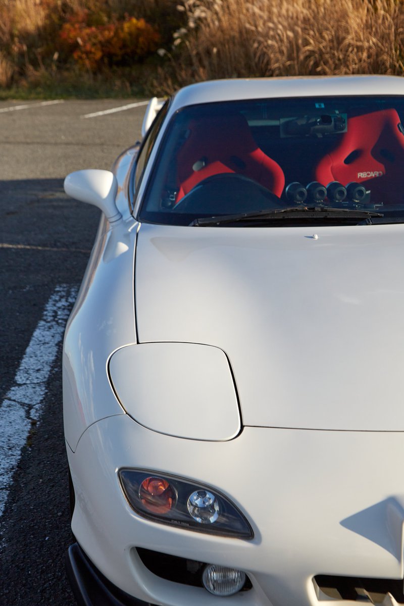 Kei 白いスポーツカーは映える 最近ポートレートしか撮ってないから 撮影してあげないと 使命感