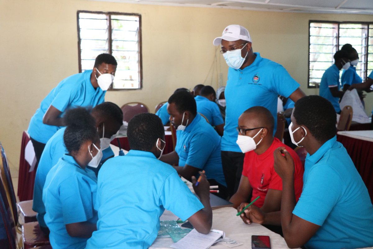 NYC_YouthVoice's tweet photo. Group discussions by the Youth of Tana River County on how to develop Youth Inclusion Bill, Supervised by the C.E.O NYC, @RoySasaka 
#DeepeningDevolution
#YouthInclusion 
@MoICTKenya @mucheru @SDY_Ke  @UNDPKenya @unwomenkenya @UNICEFKenya  @UnKenya @FinnishEmbNBO @AICS_Nairobi https://t.co/MVA3A9mhwL