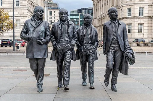 Paul Madden On Twitter 54uk 9liverpool 歴史的な港 素敵なジョージアン ヴィクトリアン様式の建物が多くあります ビートルズとリバプールfc サッカーチームは 英国の大衆文化に大きな影響 を与えました 皆さんの一番好きなビートルズの曲は何ですか Https