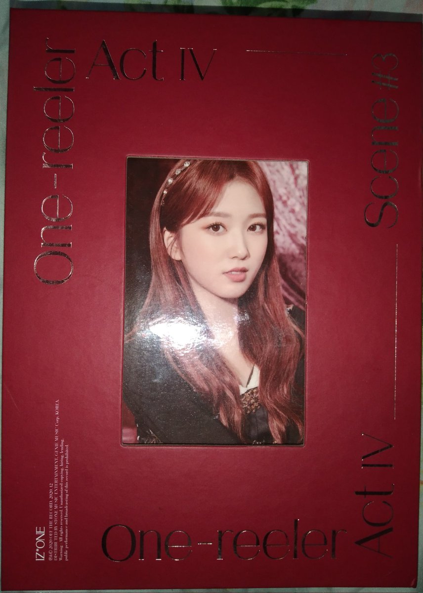 jiwooerry's tweet image. The album and pcs arrived very safely😭 Thank you po @edgesells  for letting me adopt these for free😭 will surely take great care of them😭😭😭