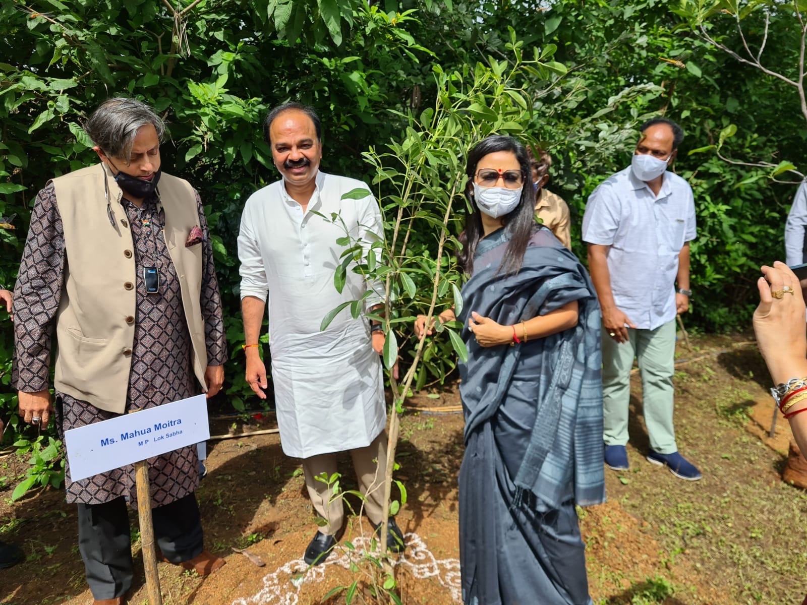 Mahua Moitra on X: Thank you @DrRanjithReddy and @MPsantoshtrs for green  revolution initiative & planting 16 crore trees. Proud to have played  my part with @ShashiTharoor  / X