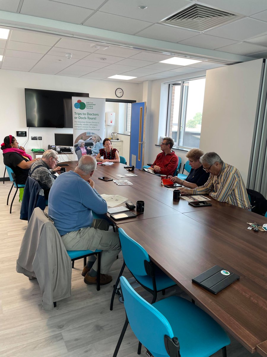 Monday we had our second Digital Tech Session in Kirkholt.
We had the pleasure to have a special guest joining us, Elizabeth Shaw from NHS, talking about ORCHA, a new webpage dedicated to selected wellness and health apps.
Check the webpage
ourrochdale.orcha.co.uk