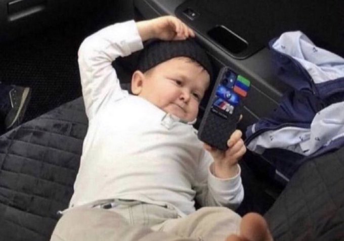 Watch Frosh ☄️'s leaked NSFW photo on TwXstars