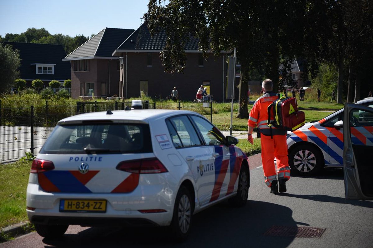 Jong meisje gewond bij aanrijding in Veendam - #Groningen