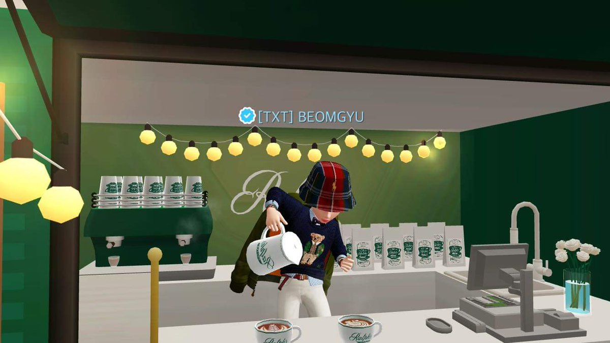 taevanchy's tweet photo. My sighting of beomgyu 💙💙

@TXT_members #SOOBIN #YEONJUN #BEOMGYU #TAEHYUN #HUENINGKAI  @ZEPETO_Official  @RalphLauren  #RLxZEPETO  @TXT_BigHit #TXT #제페토 https://t.co/8QU4GDKiTk