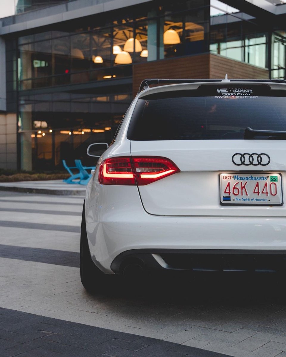 Avant life. 
<a href="/b8/">B8♔</a>.avant 
#Audi #B8A4 #A4Avant #Avant 
#AudiClubNA #ACNA