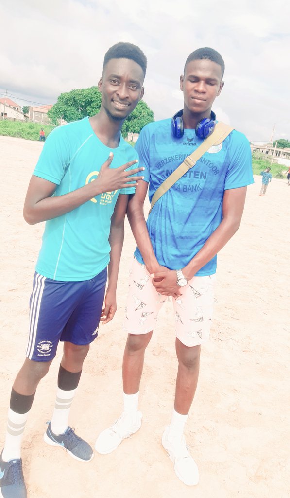 Batchsamba16's tweet photo. With ma assistant Coach https://t.co/6VpP0F45lW